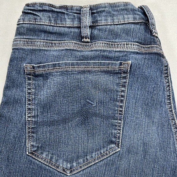 34 Heritage Jeans Men's 42x34 Blue Medium Wash Denim Straight Leg Measures 38x29 - Picture 12 of 14